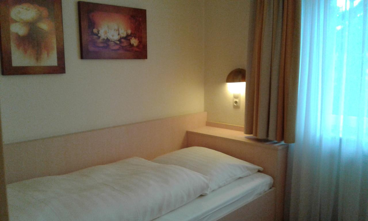 M&M Hotel - ซีวีทาล ภายนอก รูปภาพ